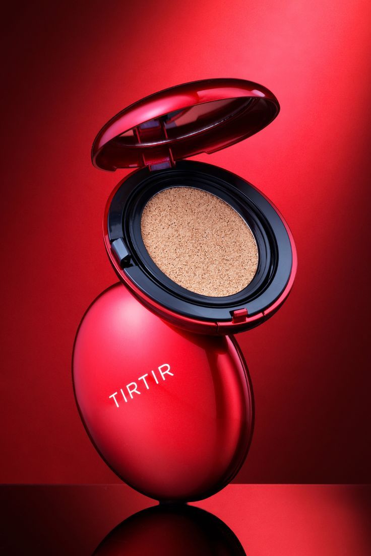 Base Cushion Clareadora TIRTIR Red – Cobertura 72h, Hidratação Profunda e Proteção FPS 50+ ORIGINAL